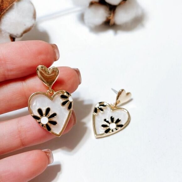 Double heart dangle earrings N282 - Picture 3 of 5